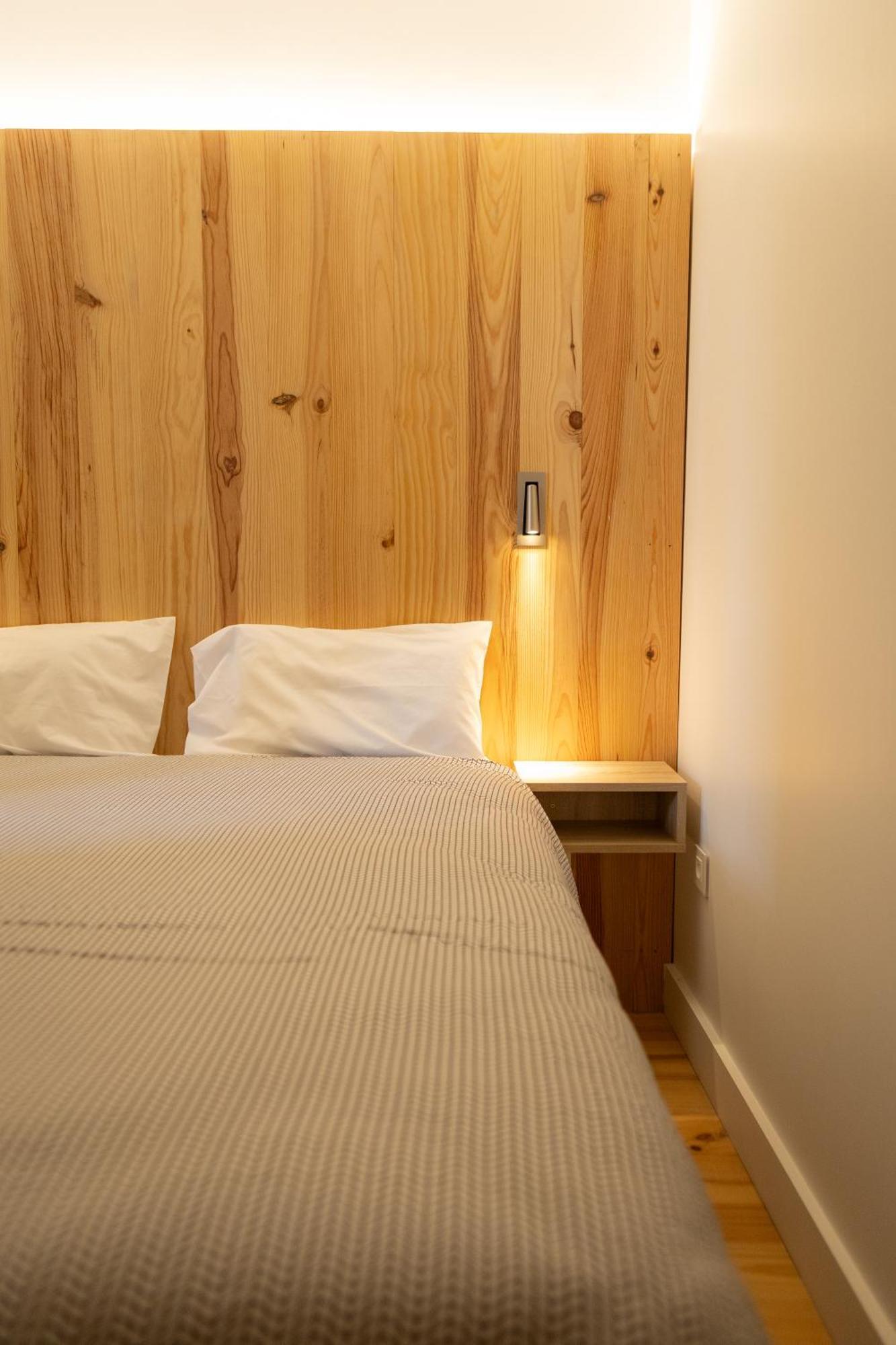 Le Bercail Bed & Breakfast Lacaze Екстериор снимка